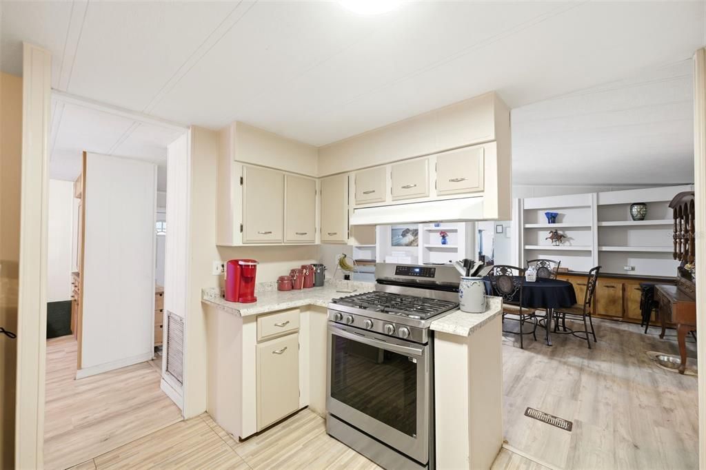 En Venta: $250,000 (3 camas, 2 baños, 1440 Pies cuadrados)