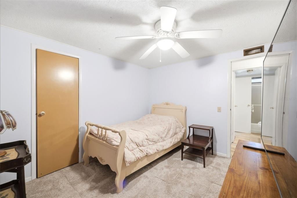 En Venta: $250,000 (3 camas, 2 baños, 1440 Pies cuadrados)
