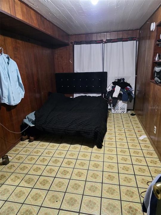 На продажу: $225,000 (3 спален, 2 ванн, 1043 Квадратных фут)