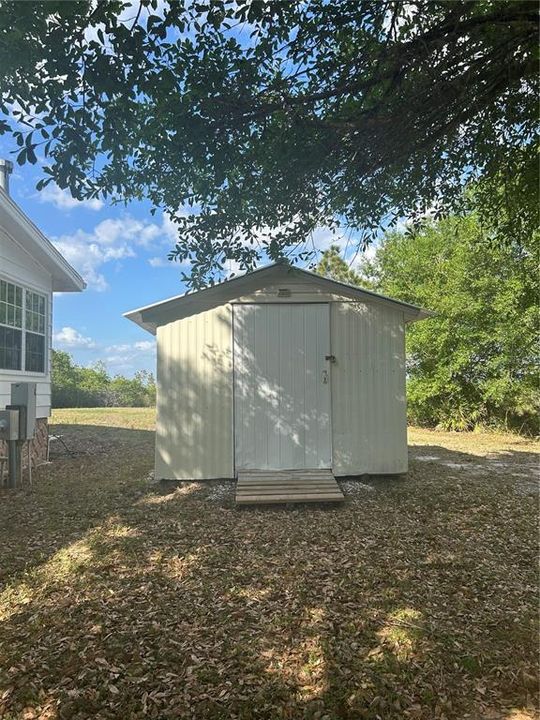 For Sale: $259,000 (3 beds, 2 baths, 2200 Square Feet)
