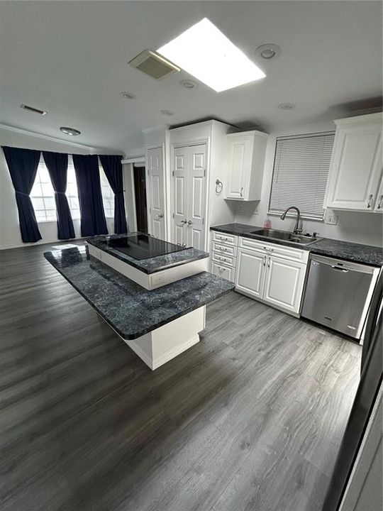 For Sale: $259,000 (3 beds, 2 baths, 2200 Square Feet)