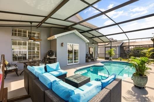 For Sale: $488,000 (4 beds, 2 baths, 2088 Square Feet)