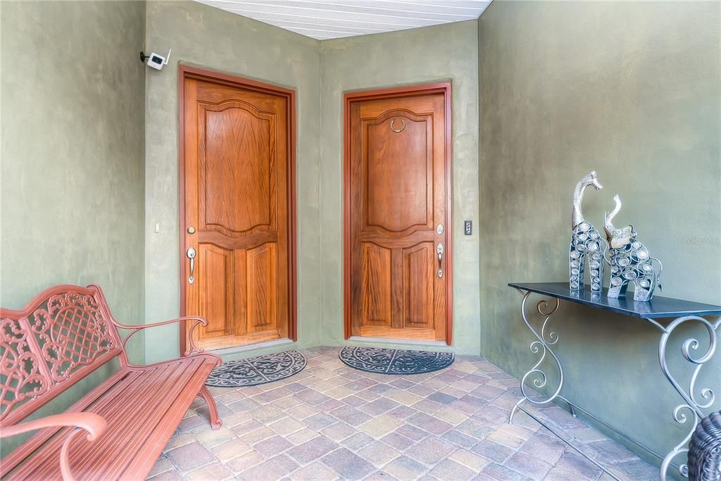 For Rent: $5,995 (4 beds, 3 baths, 2800 Square Feet)