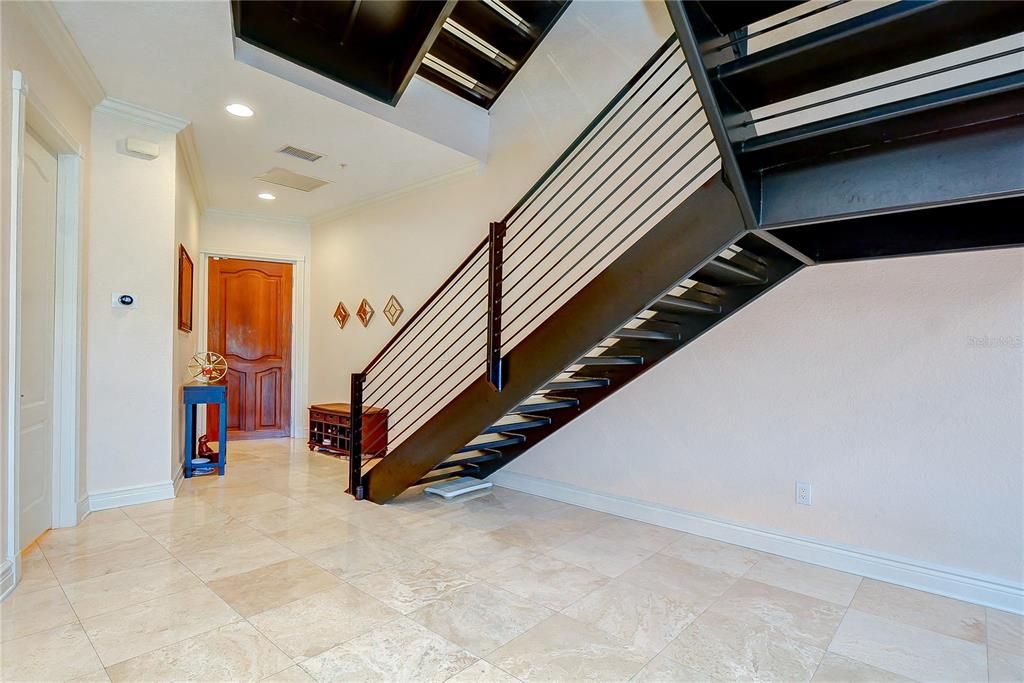 For Rent: $5,995 (4 beds, 3 baths, 2800 Square Feet)