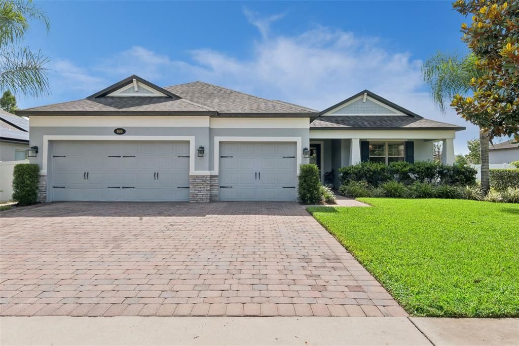 For Sale: $759,000 (4 beds, 3 baths, 2736 Square Feet)