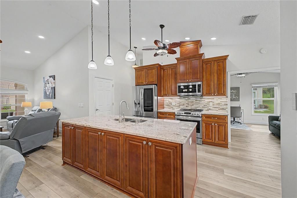 En Venta: $395,000 (3 camas, 2 baños, 1508 Pies cuadrados)