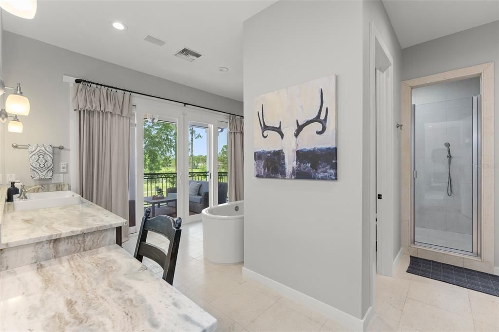En Venta: $2,095,000 (5 camas, 4 baños, 3873 Pies cuadrados)