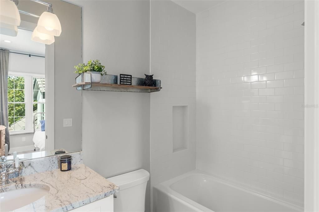 En Venta: $2,095,000 (5 camas, 4 baños, 3873 Pies cuadrados)