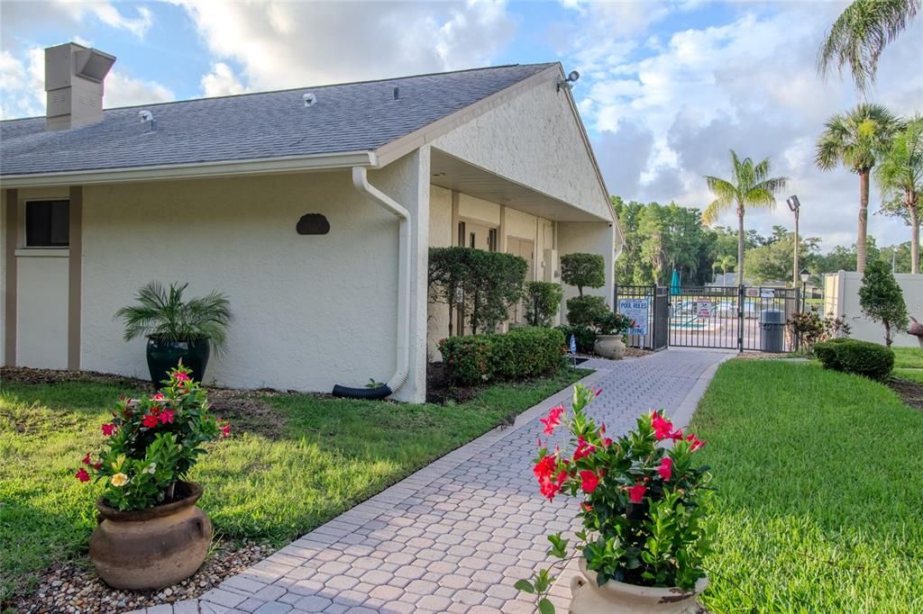 For Rent: $1,700 (2 beds, 2 baths, 979 Square Feet)