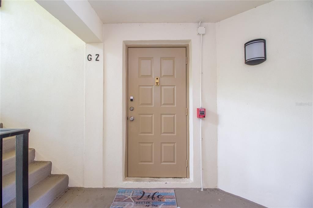 For Rent: $1,700 (2 beds, 2 baths, 979 Square Feet)