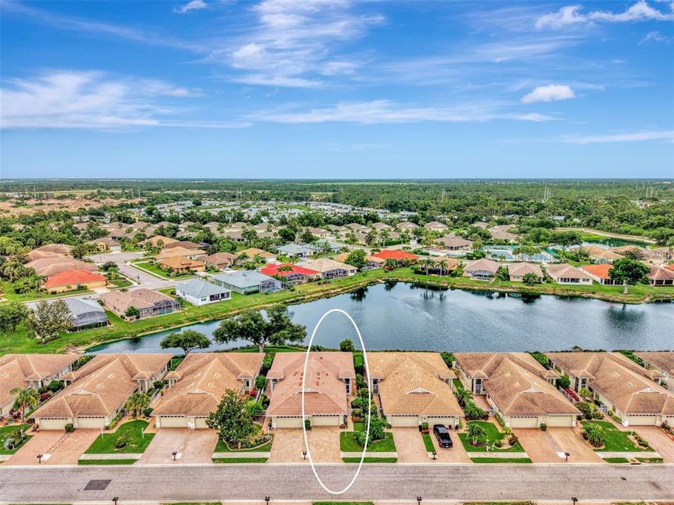 For Sale: $329,000 (2 beds, 2 baths, 1384 Square Feet)
