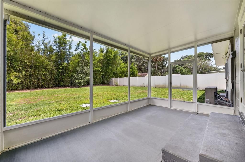 For Sale: $550,000 (3 beds, 2 baths, 1433 Square Feet)