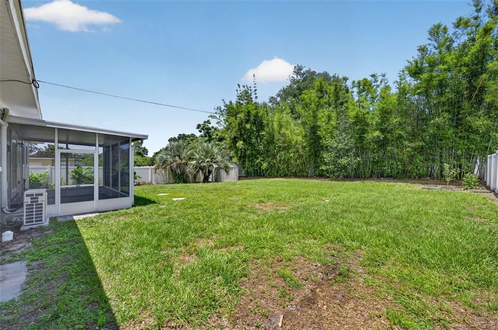 For Sale: $550,000 (3 beds, 2 baths, 1433 Square Feet)