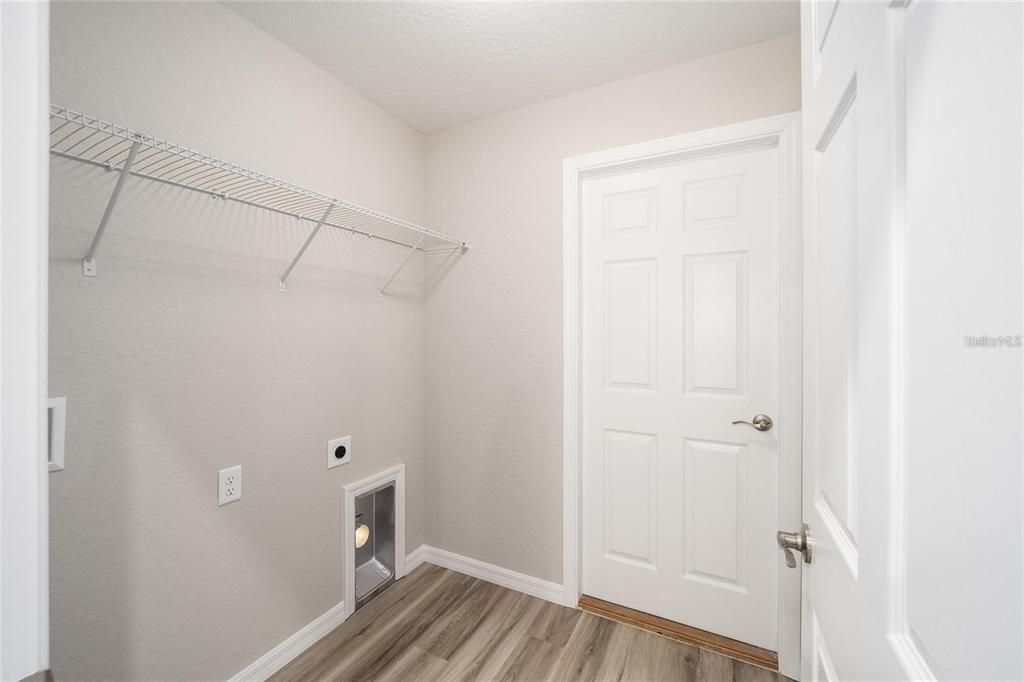 For Sale: $329,000 (3 beds, 2 baths, 1776 Square Feet)