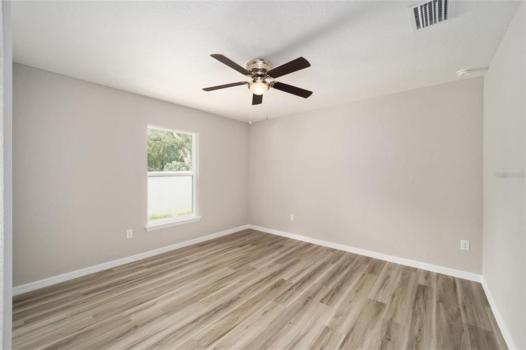 For Sale: $329,000 (3 beds, 2 baths, 1776 Square Feet)