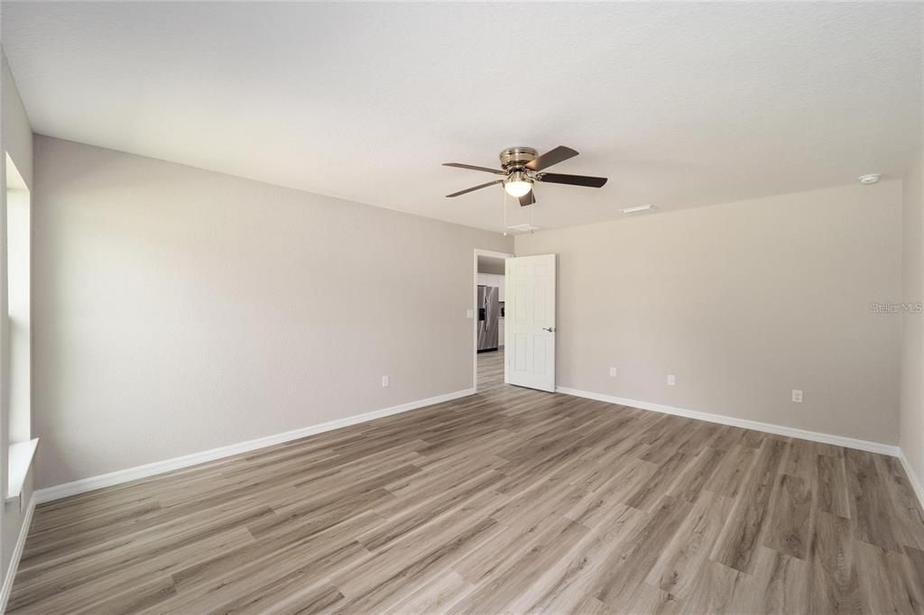For Sale: $329,000 (3 beds, 2 baths, 1776 Square Feet)