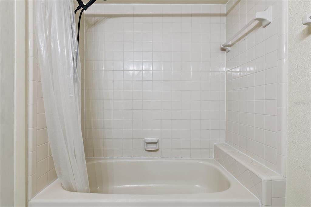 En Venta: $189,000 (2 camas, 2 baños, 1001 Pies cuadrados)