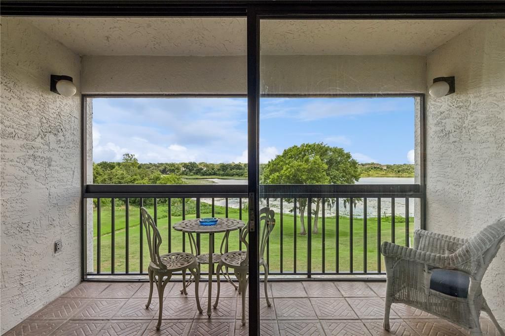 En Venta: $189,000 (2 camas, 2 baños, 1001 Pies cuadrados)