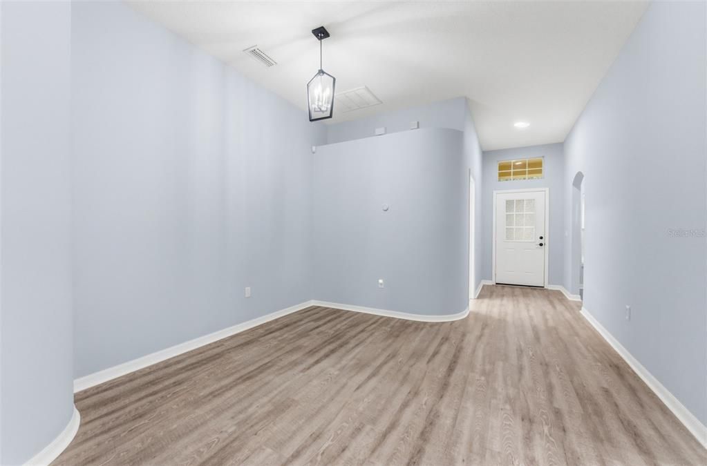 В аренду: $2,900 (3 спален, 2 ванн, 1762 Квадратных фут)