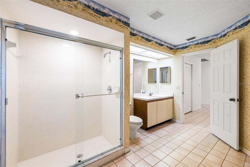 For Sale: $619,000 (4 beds, 3 baths, 3139 Square Feet)