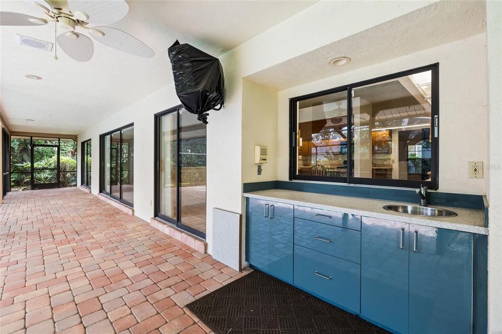For Sale: $619,000 (4 beds, 3 baths, 3139 Square Feet)
