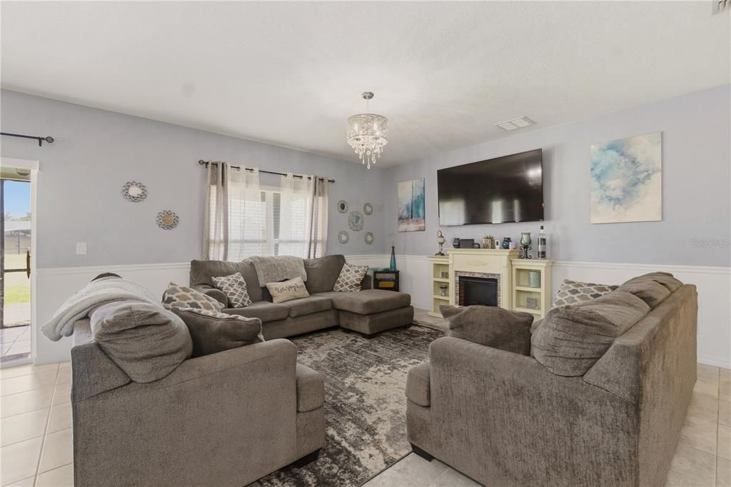 For Sale: $495,000 (5 beds, 3 baths, 3358 Square Feet)
