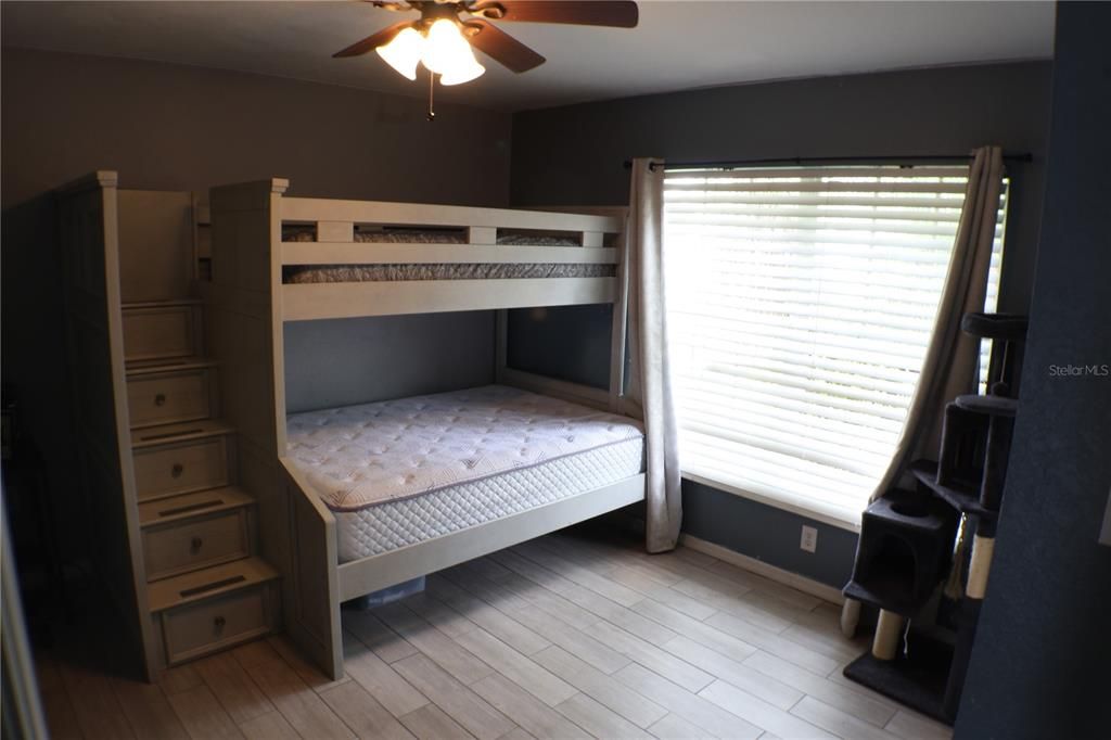 For Sale: $269,900 (3 beds, 2 baths, 1625 Square Feet)