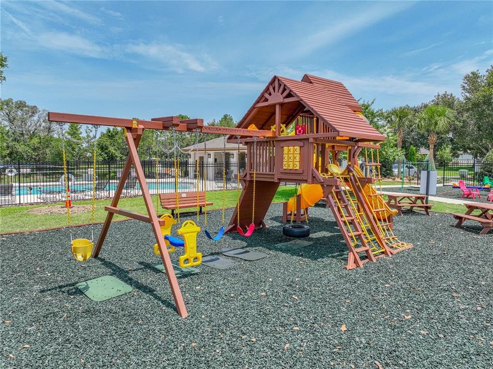 На продажу: $600,000 (4 спален, 3 ванн, 2885 Квадратных фут)