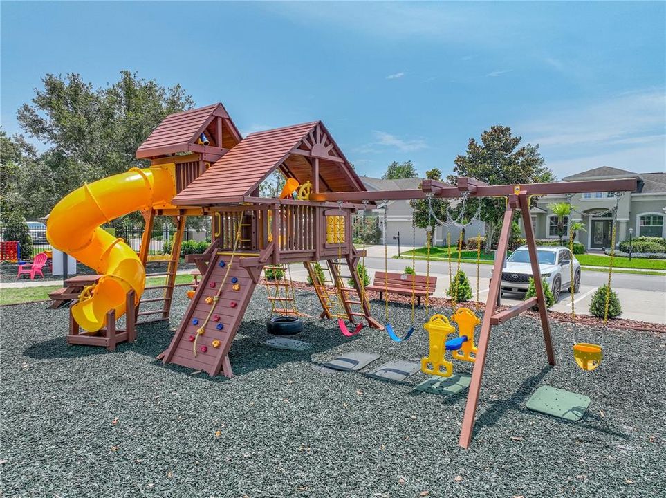 На продажу: $600,000 (4 спален, 3 ванн, 2885 Квадратных фут)