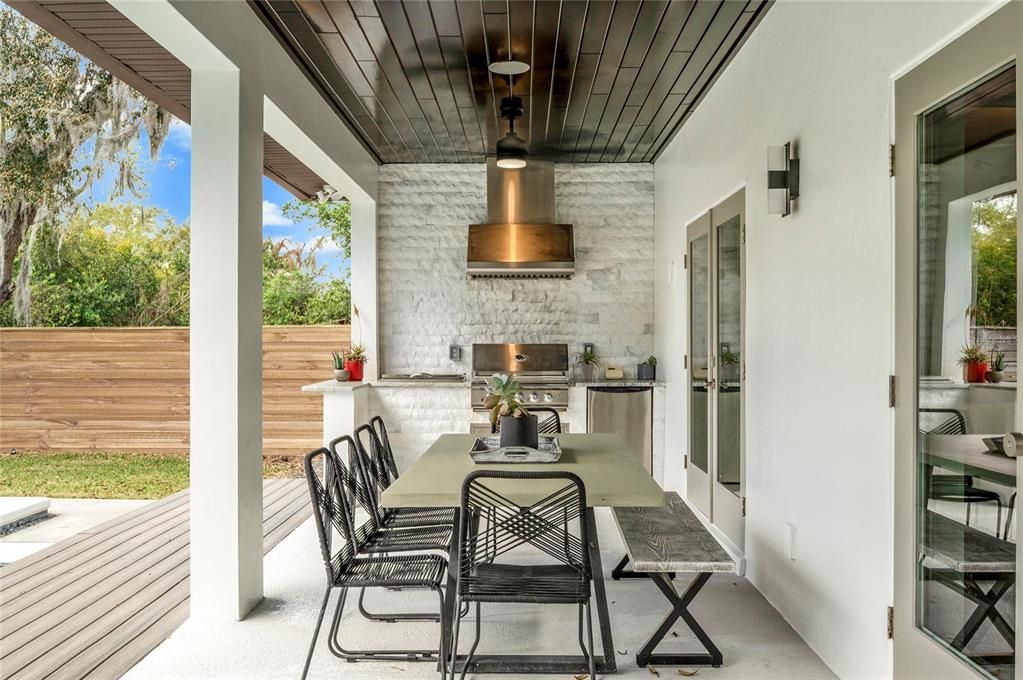 For Sale: $2,189,000 (5 beds, 4 baths, 3374 Square Feet)