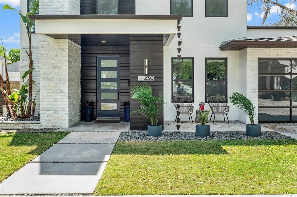 For Sale: $2,189,000 (5 beds, 4 baths, 3374 Square Feet)