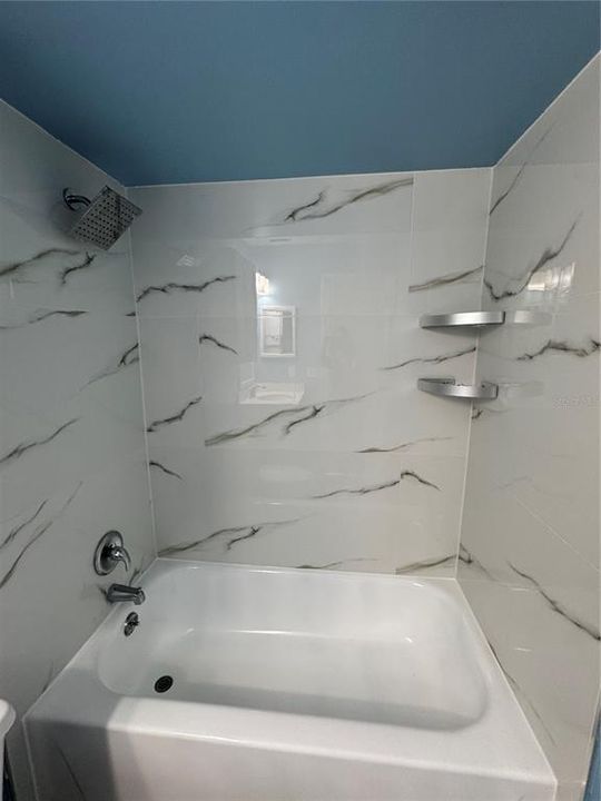 В аренду: $2,300 (3 спален, 2 ванн, 1216 Квадратных фут)