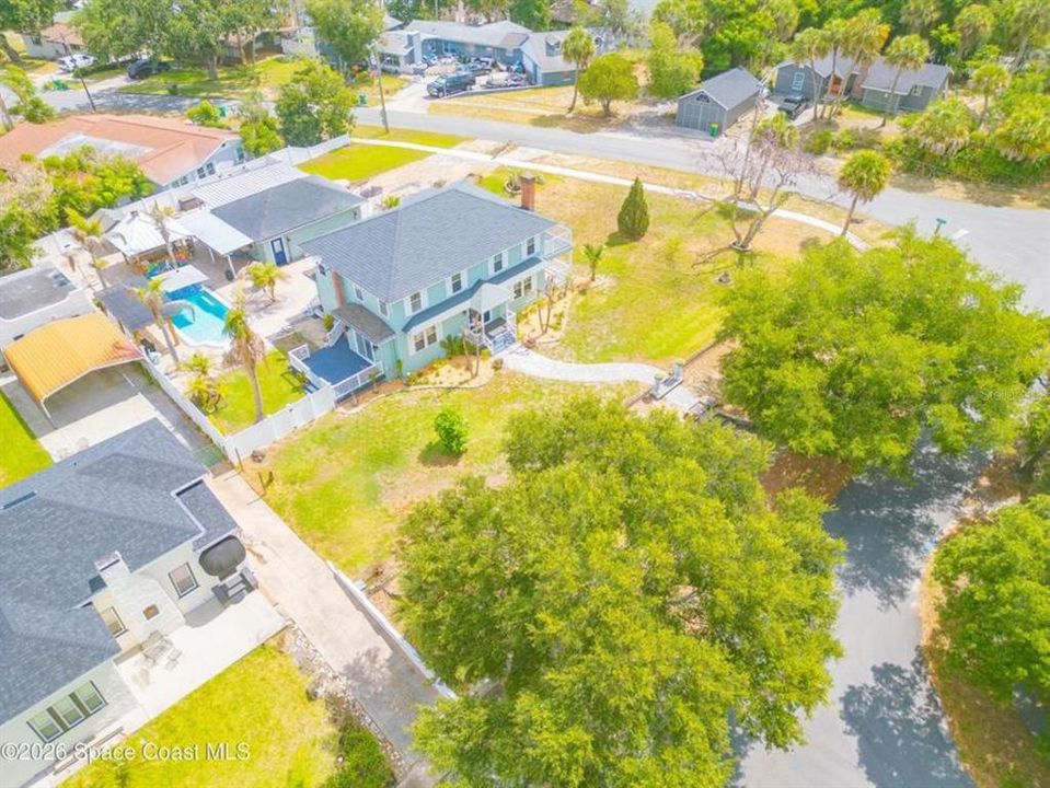 En Venta: $1,050,000 (4 camas, 2 baños, 2388 Pies cuadrados)
