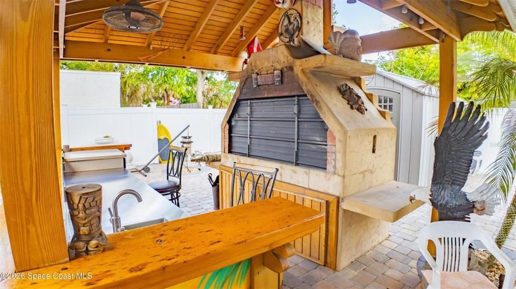 En Venta: $1,050,000 (4 camas, 2 baños, 2388 Pies cuadrados)