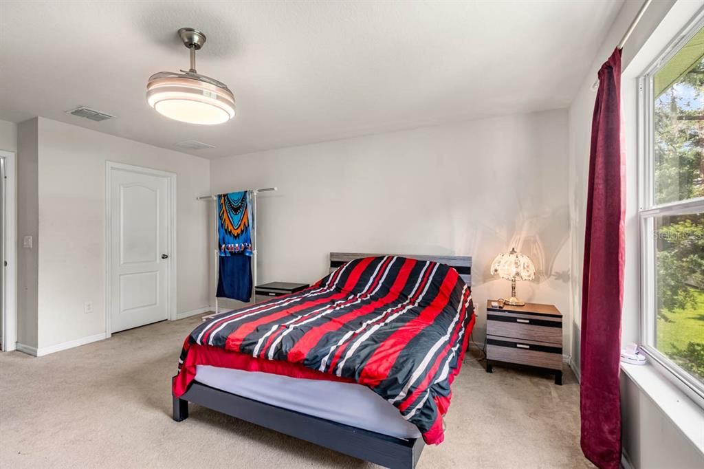 For Sale: $230,000 (3 beds, 2 baths, 1536 Square Feet)