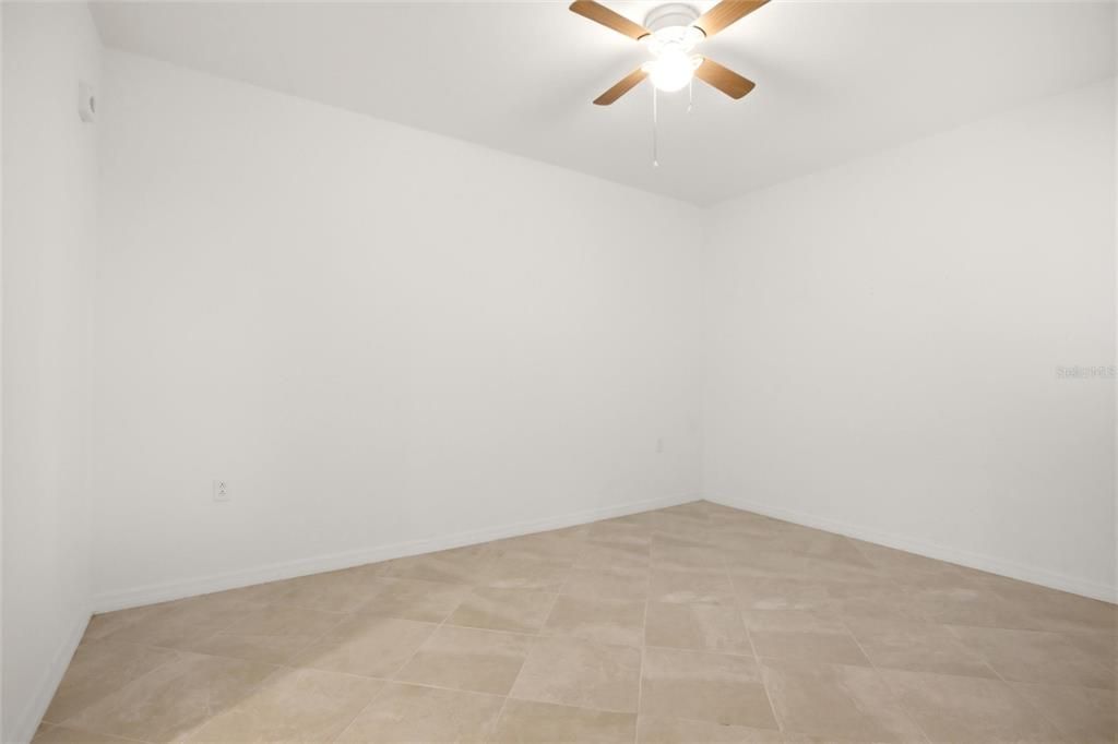 For Sale: $249,900 (2 beds, 2 baths, 1154 Square Feet)