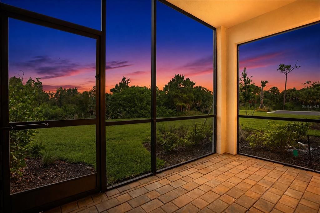 For Sale: $249,900 (2 beds, 2 baths, 1154 Square Feet)