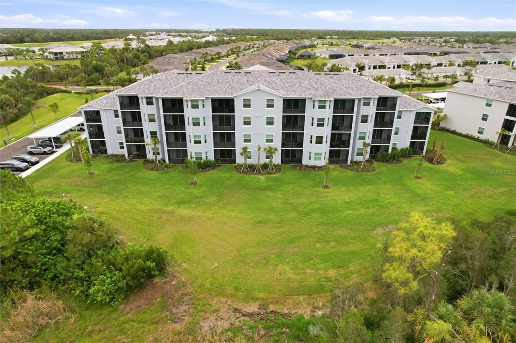 For Sale: $249,900 (2 beds, 2 baths, 1154 Square Feet)