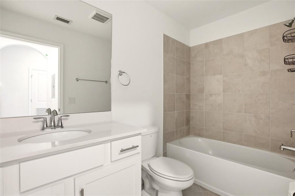 For Sale: $249,900 (2 beds, 2 baths, 1154 Square Feet)