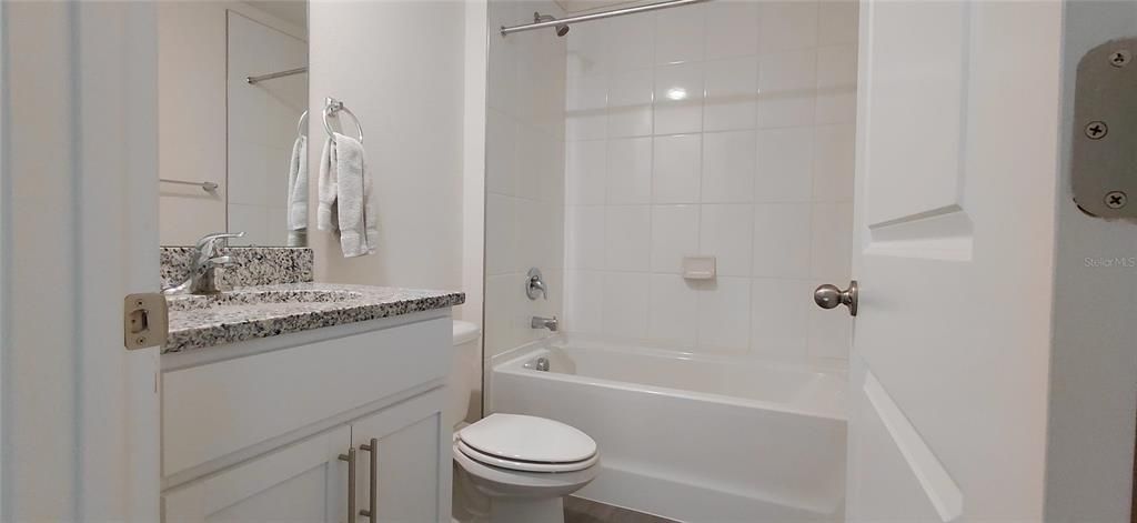 En Renta: $2,450 (3 camas, 2 baños, 1560 Pies cuadrados)