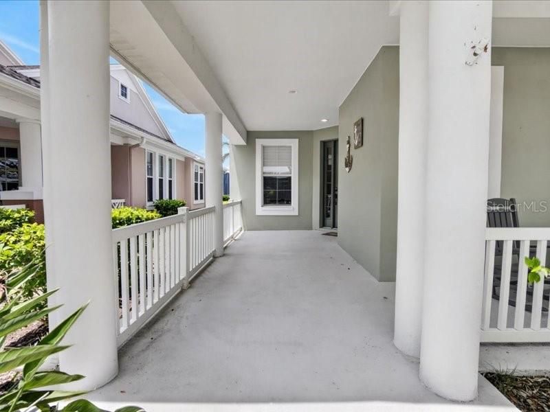 En Venta: $365,000 (3 camas, 2 baños, 1960 Pies cuadrados)