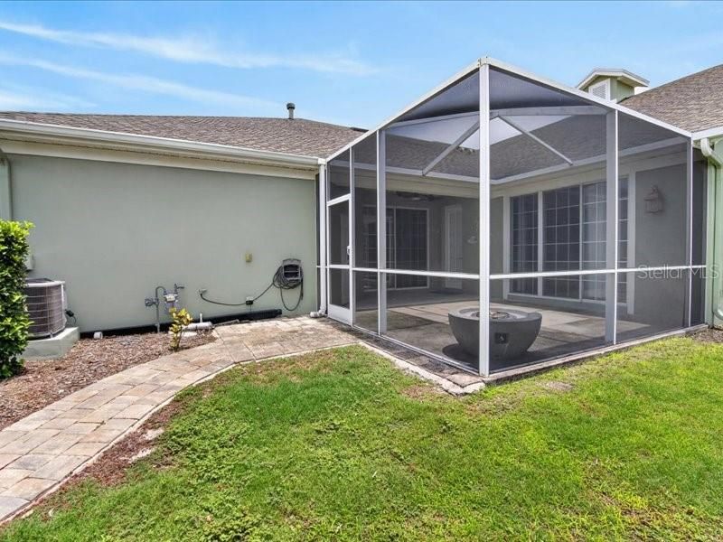 En Venta: $365,000 (3 camas, 2 baños, 1960 Pies cuadrados)