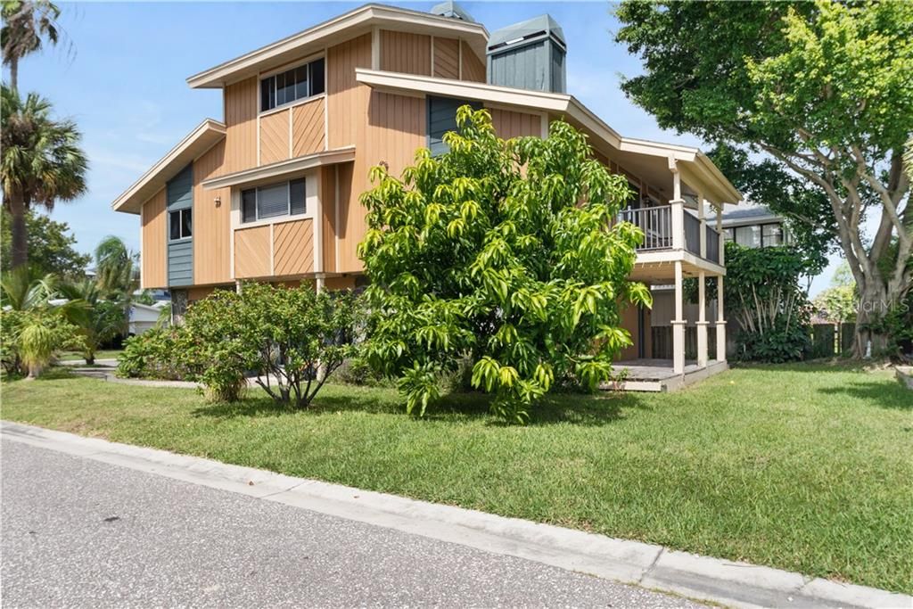 В аренду: $4,350 (4 спален, 2 ванн, 2374 Квадратных фут)