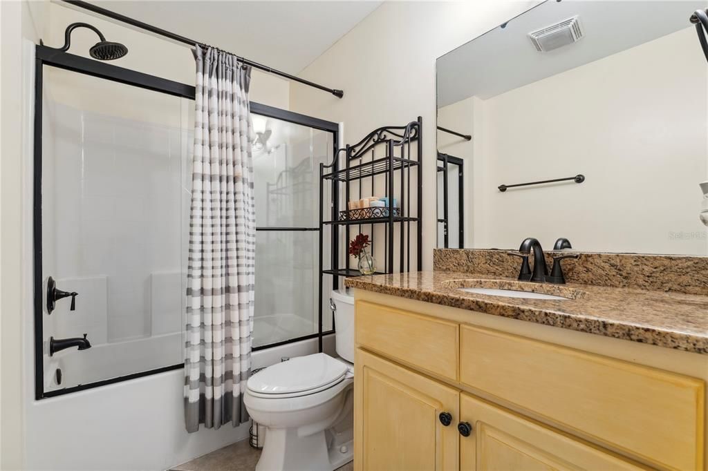 For Rent: $2,100 (3 beds, 2 baths, 1578 Square Feet)