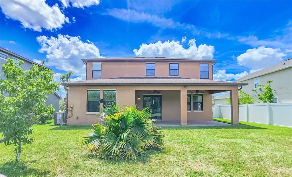 For Sale: $615,000 (4 beds, 3 baths, 2490 Square Feet)
