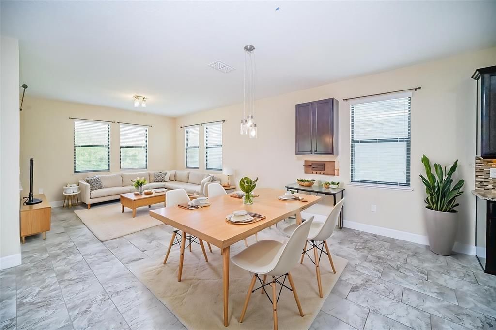 For Sale: $615,000 (4 beds, 3 baths, 2490 Square Feet)
