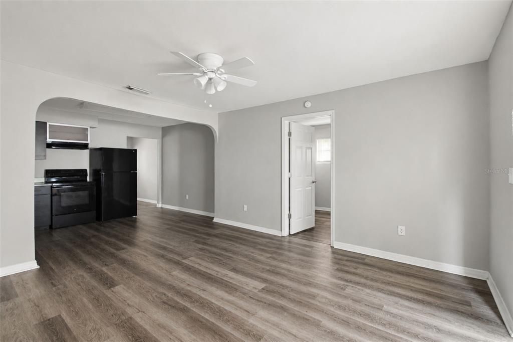 En Venta: $309,999 (3 camas, 1 baños, 1056 Pies cuadrados)