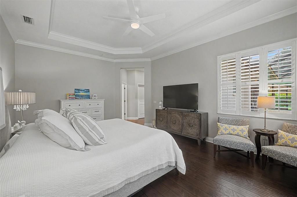 For Sale: $1,275,000 (5 beds, 3 baths, 3672 Square Feet)