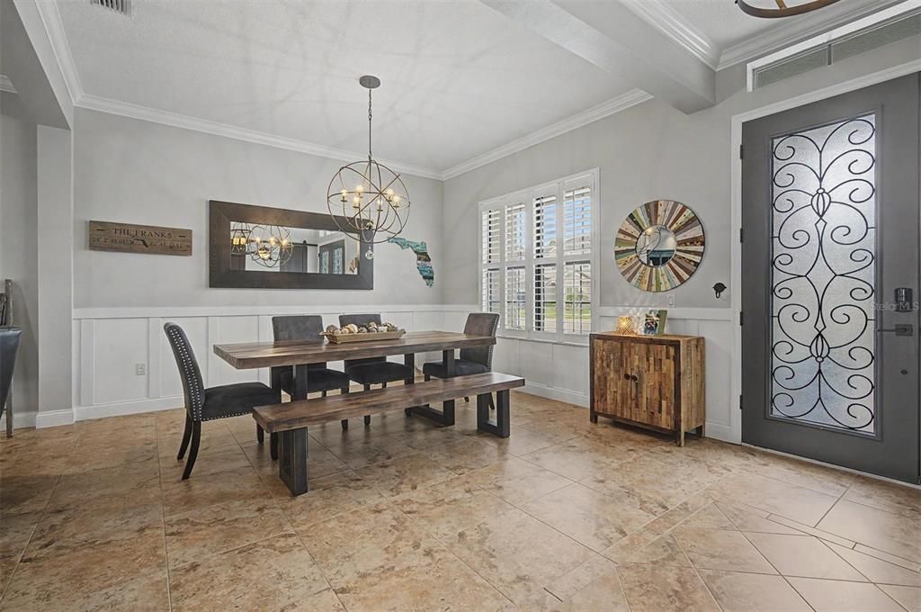 For Sale: $1,275,000 (5 beds, 3 baths, 3672 Square Feet)