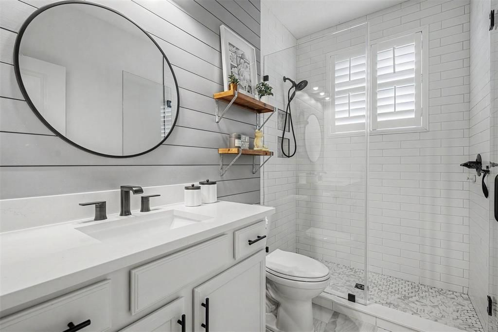 For Sale: $1,275,000 (5 beds, 3 baths, 3672 Square Feet)